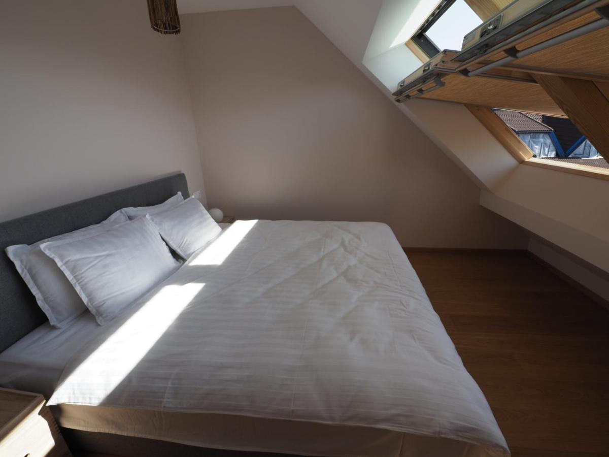 Apartamentai Juodkranteje Saules Smugis 2B 65 ภายนอก รูปภาพ