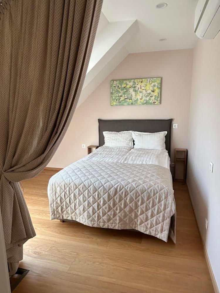 Apartamentai Juodkranteje Saules Smugis 2B 65 ภายนอก รูปภาพ