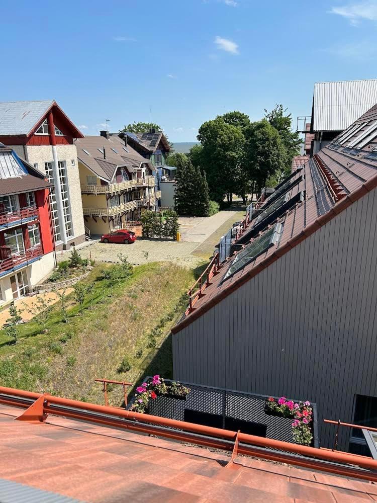 Apartamentai Juodkranteje Saules Smugis 2B 65 ภายนอก รูปภาพ
